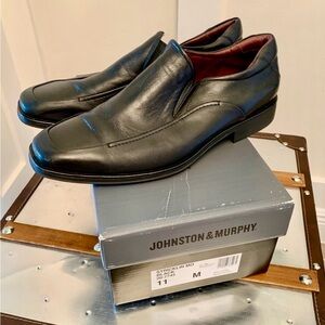 Johnston & Murphy black leather shoes NEW